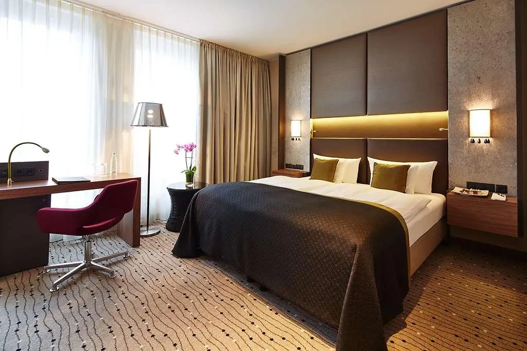 ברלין Steigenberger Hotel Am Kanzleramt 5*,  גרמניה